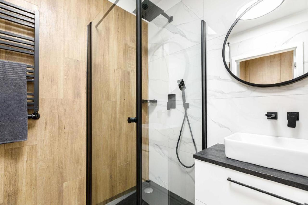Urban Chic - Studio Apartment - Odra View&Witolda Wroclaw Exterior photo