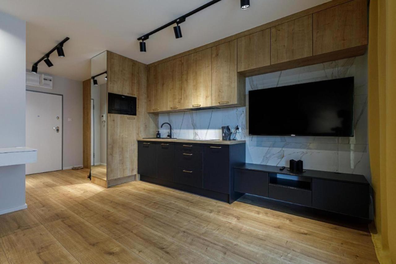 Urban Chic - Studio Apartment - Odra View&Witolda Wroclaw Exterior photo